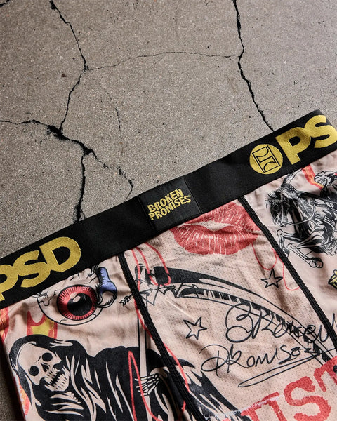 Black and gold waistband with 